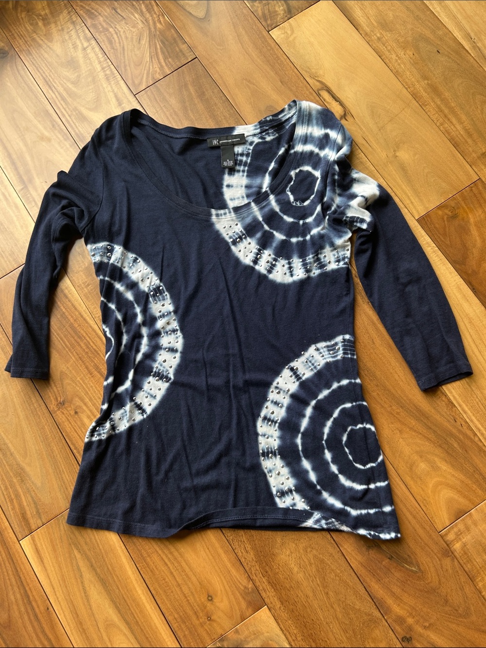 INC International Concepts Navy and White Tie-Dye Scoop Neck Long Sleeve Top